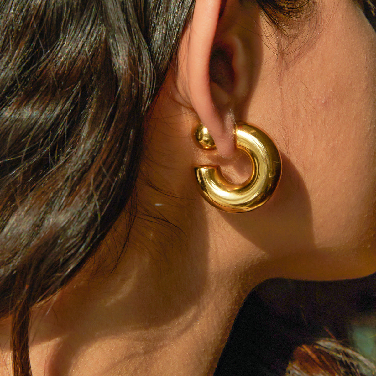 Adiffu 16K Gold Stainless Steel Front And Rear C-shaped Earrings