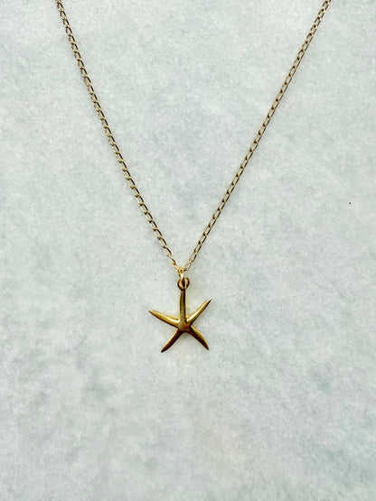 Starfish Pendant Necklace / Gold Vermeil