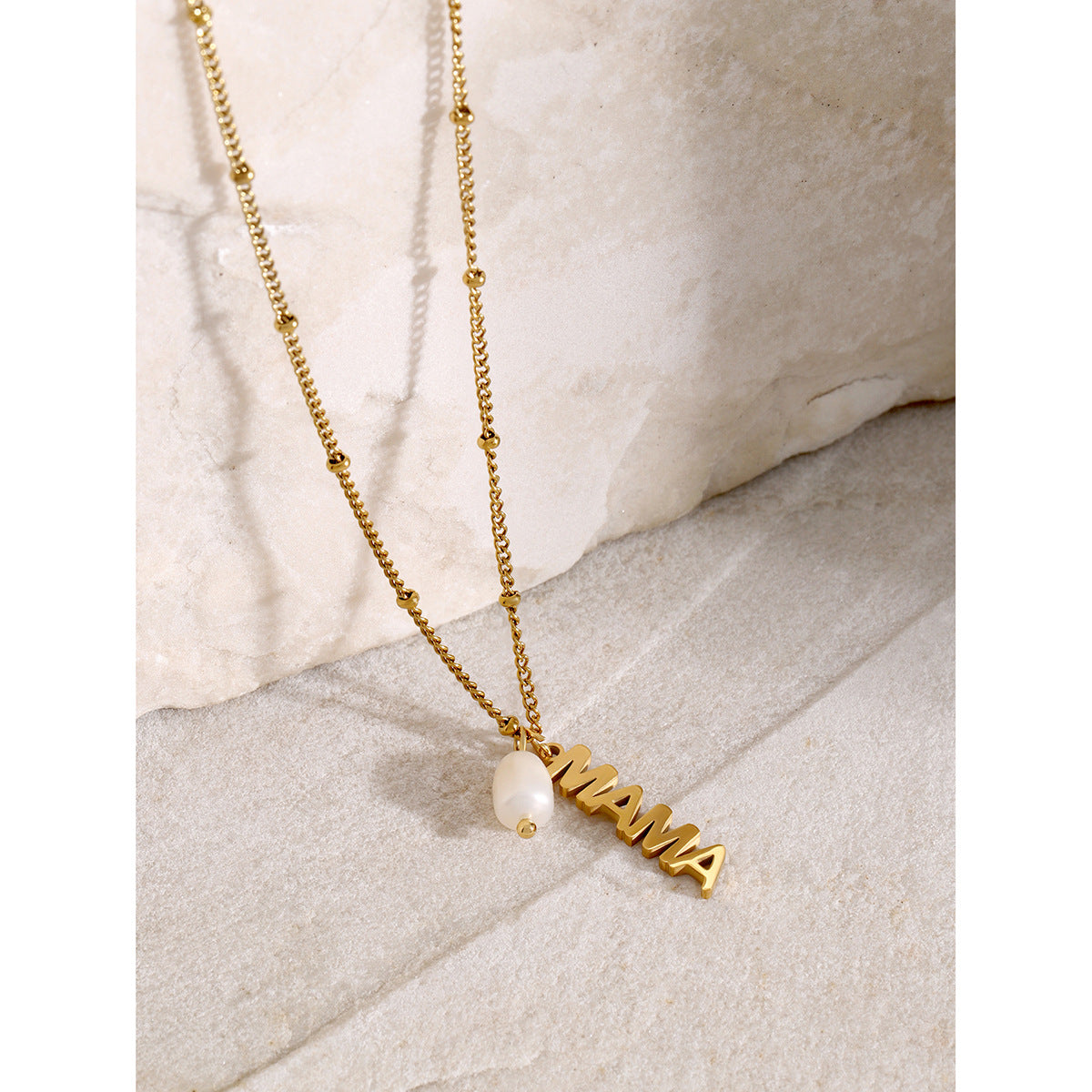 18K Gold Stainless Steel Mother's Day MAMA Letter Hanging Freshwater Pearl
