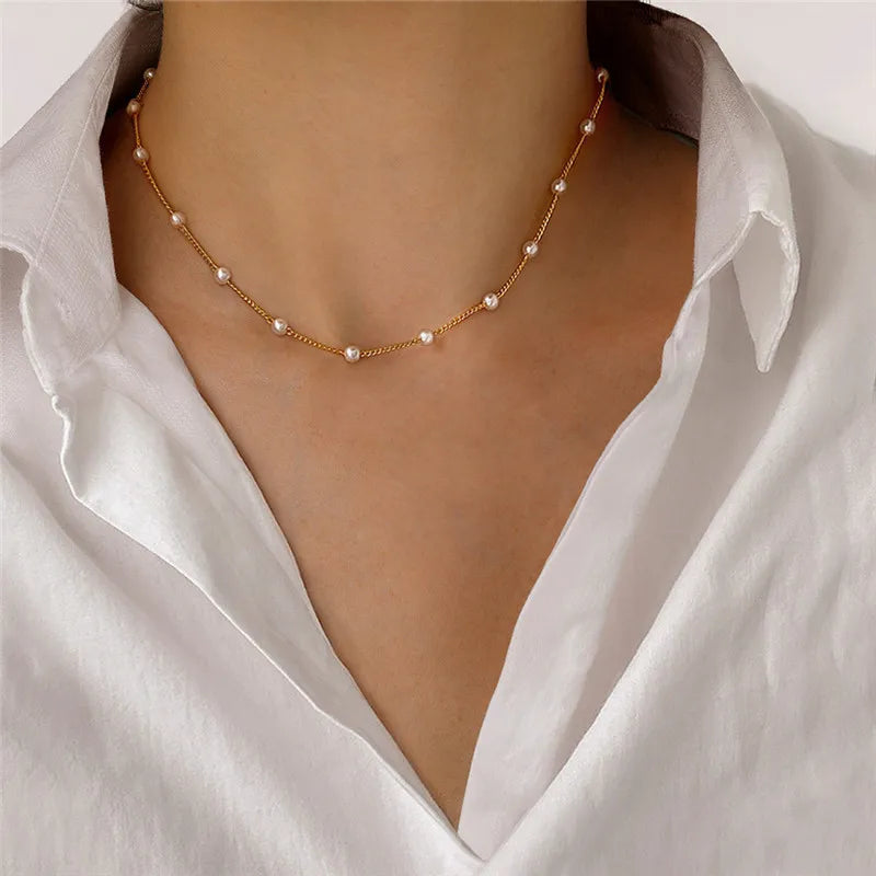 Endearing Three Layer Three Pendant Golden Metal Necklace