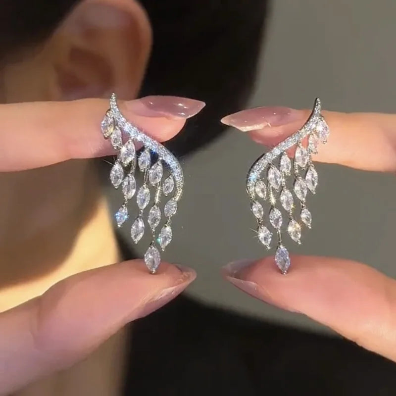 Sparkling Zircon Christmas Tree Drop Earrings For Women Trendy Xmas Tree Plant Dangle Earrings New Year Festival Party Jewelry