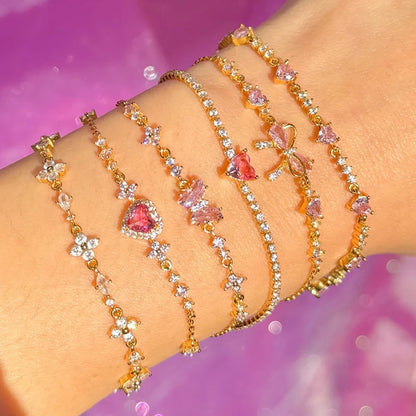 BowCharm Heart Bracelet – Elegant Symbol of Love!