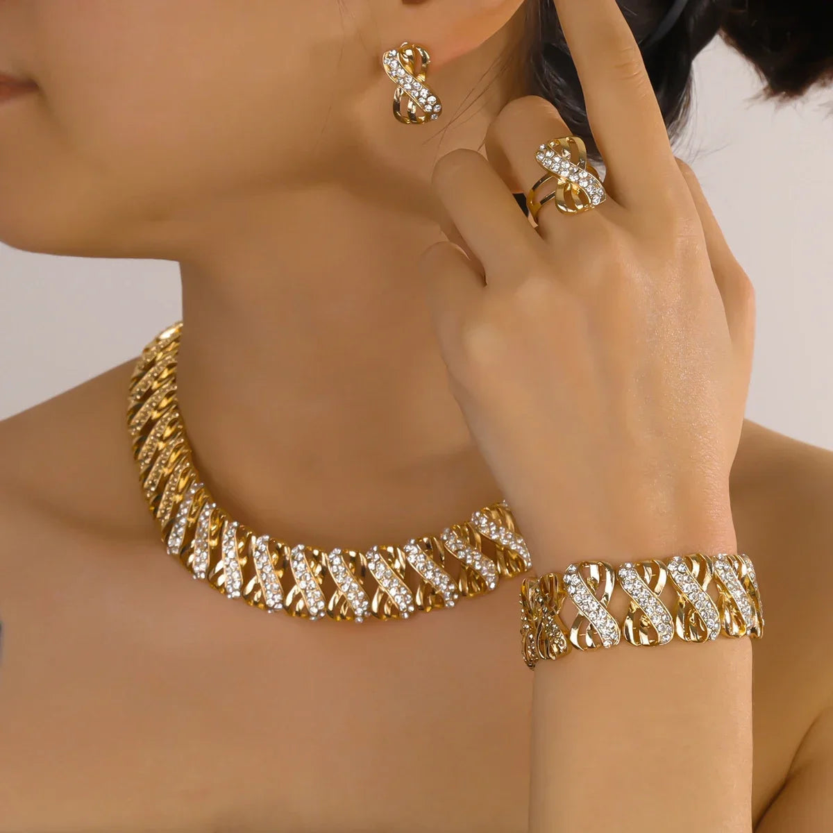 Fashion Jewelry Set Party Women's Neck Chain Bracelet Earrings Ring Suitable for Gift Giving Popular Accessories