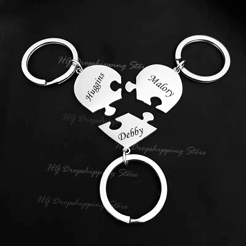 HeartLink™ Puzzle Keychain ❤️✨ — Custom Engraved Connection