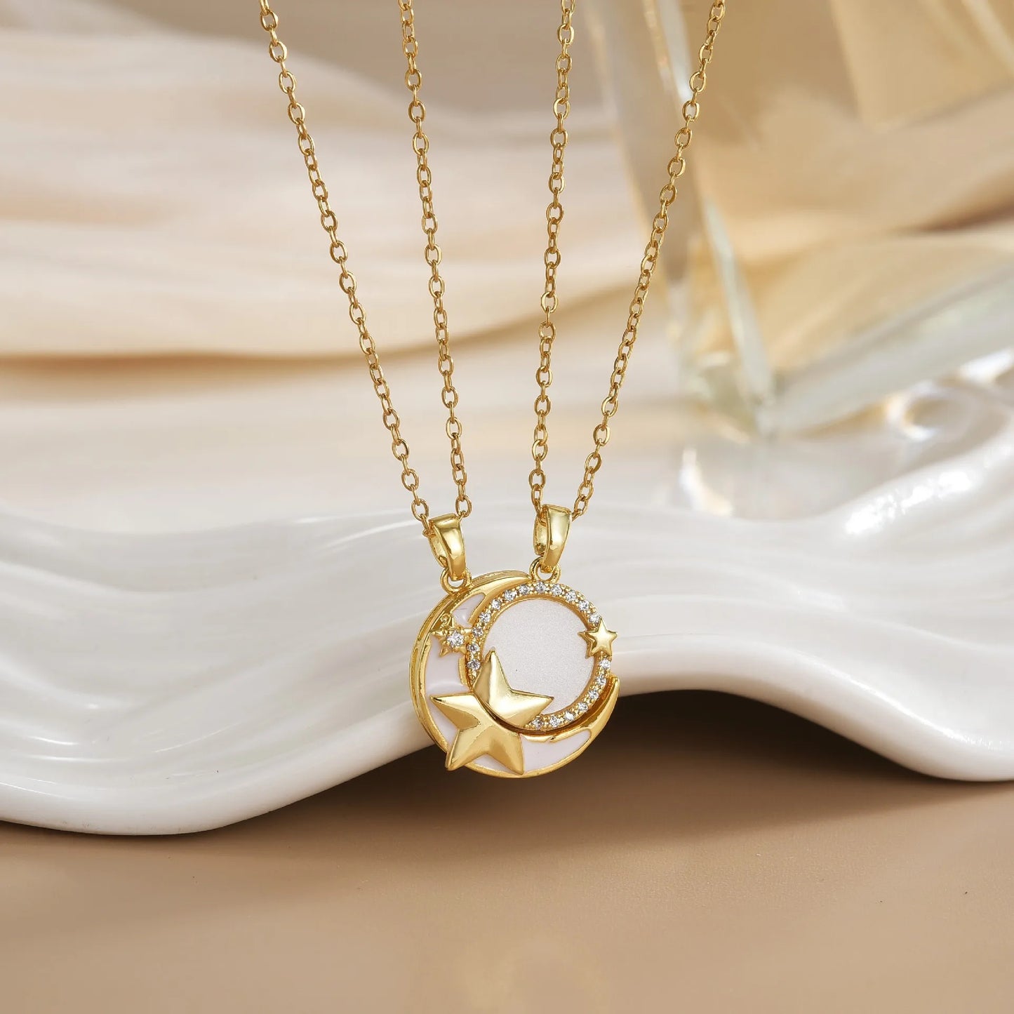 SunMoon™ Magnetic Couple Necklace 🌞🌙💖 Always Drawn Together