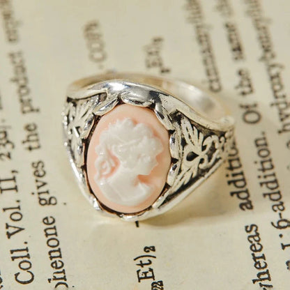 Retro Gold Crown Ring: Shiny Zircon Inlaid Luxury Jewelry Accessorie