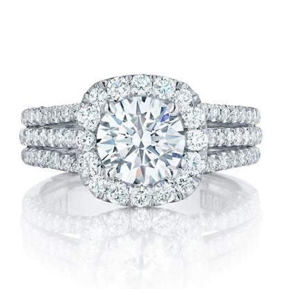 Huitan Trendy Brilliant Cubic Zirconia Engagement Ring
