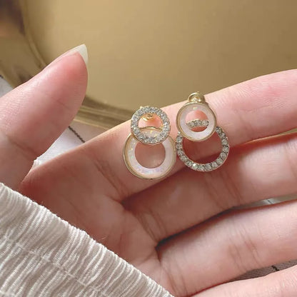 New Stylish Vintage Flower Stud Earrings