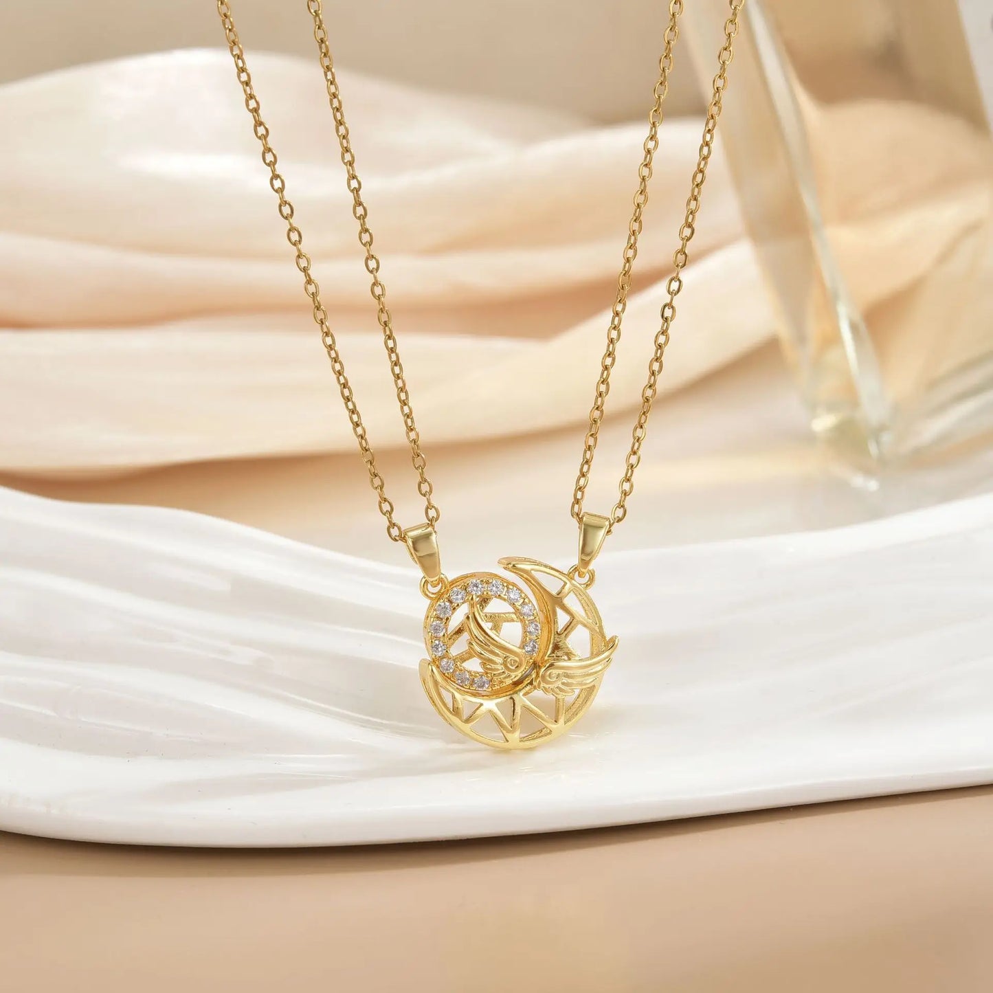 SunMoon™ Magnetic Couple Necklace 🌞🌙💖 Always Drawn Together