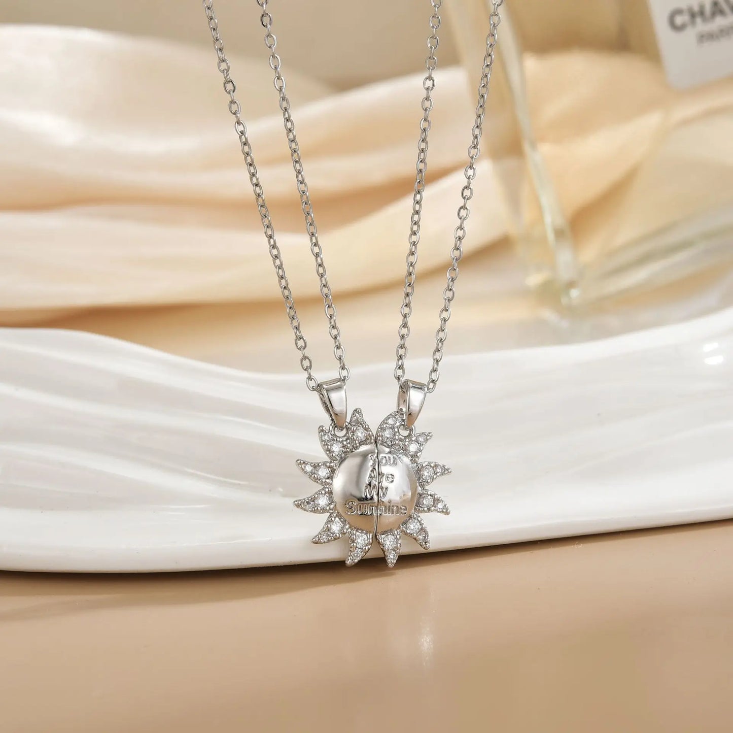 SunMoon™ Magnetic Couple Necklace 🌞🌙💖 Always Drawn Together