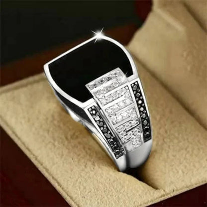 Classic Metal Gold Punk Ring - Fashion Engagement & Wedding Luxury Jewelry