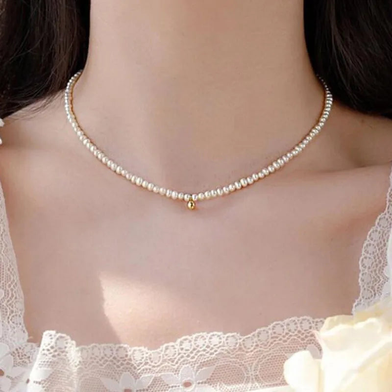 Endearing Three Layer Three Pendant Golden Metal Necklace