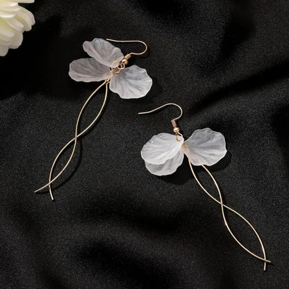 2022 New Trend Simulation Pearl Long Earrings Women's Flower Rhinestone Wedding Pendant Earrings Fashion Korean Jewelry Earrings